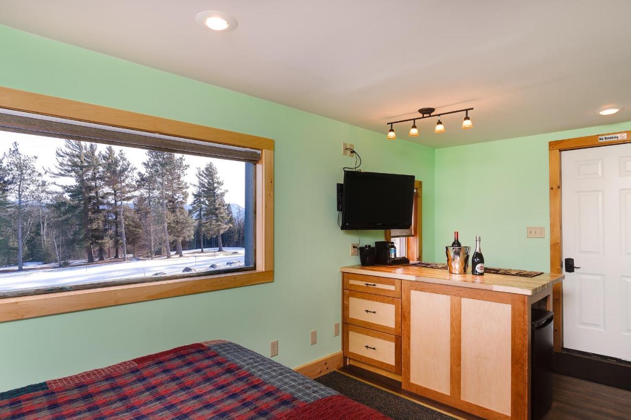 Cobble Mountain Lodge Lake Placid Exterior photo