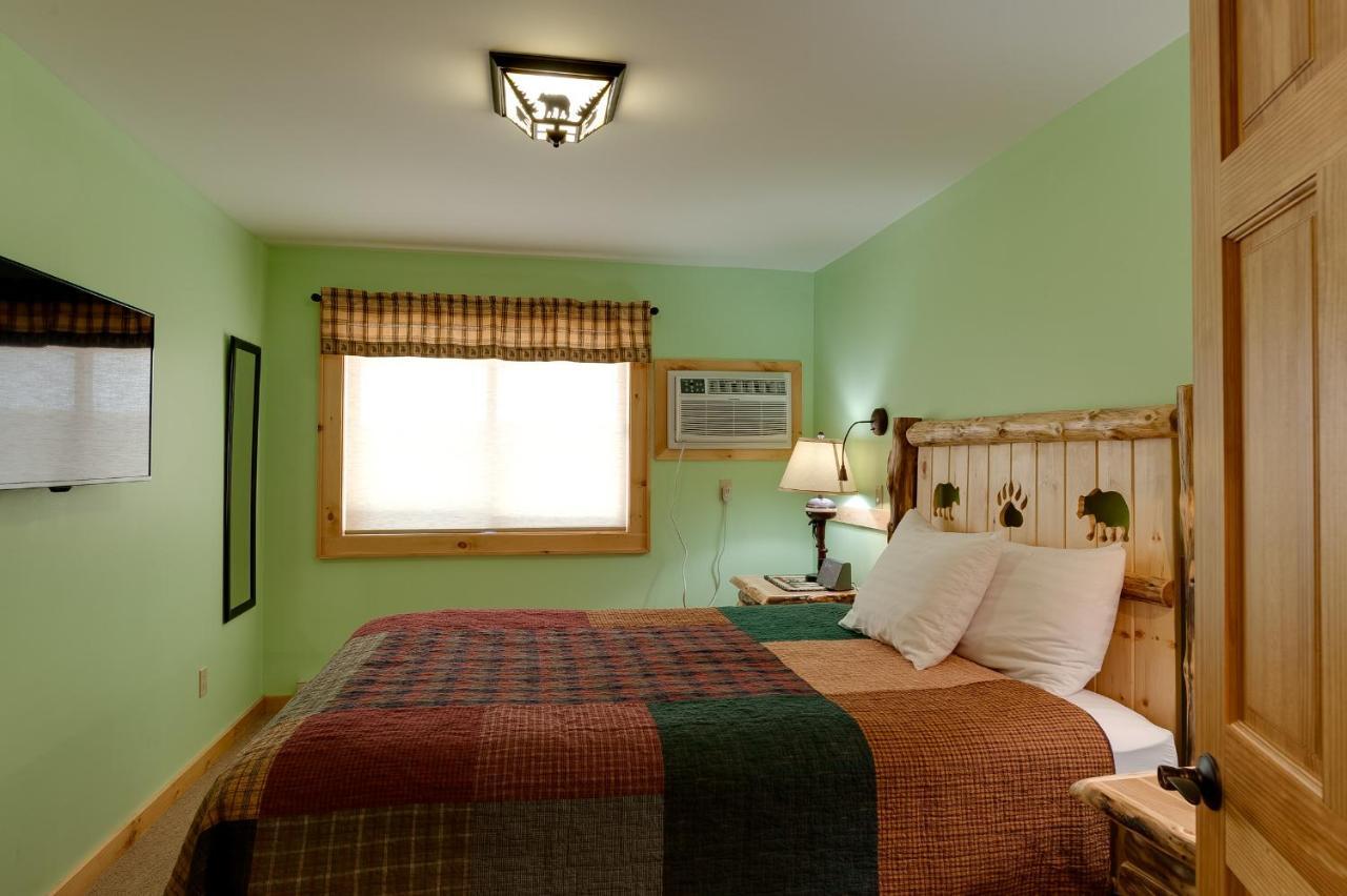 Cobble Mountain Lodge Lake Placid Exterior photo