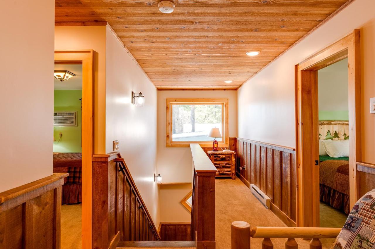 Cobble Mountain Lodge Lake Placid Exterior photo