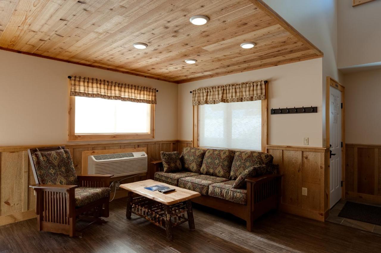 Cobble Mountain Lodge Lake Placid Exterior photo