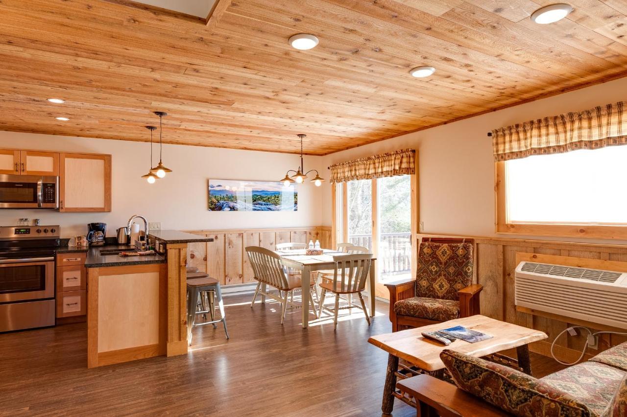 Cobble Mountain Lodge Lake Placid Exterior photo